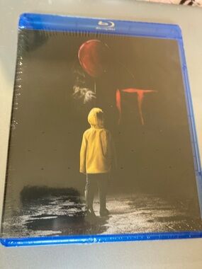 It chapter one remake horror Blu-ray mostly sealed